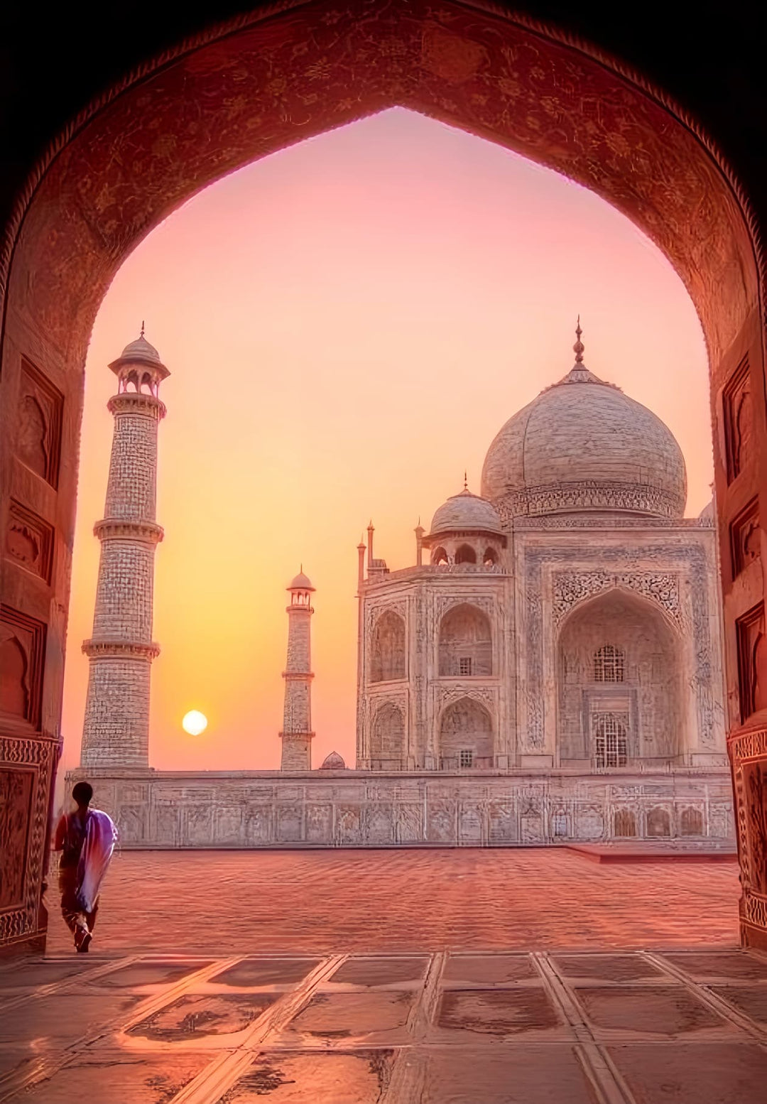 A moment to the beautiful Taj Mahal.