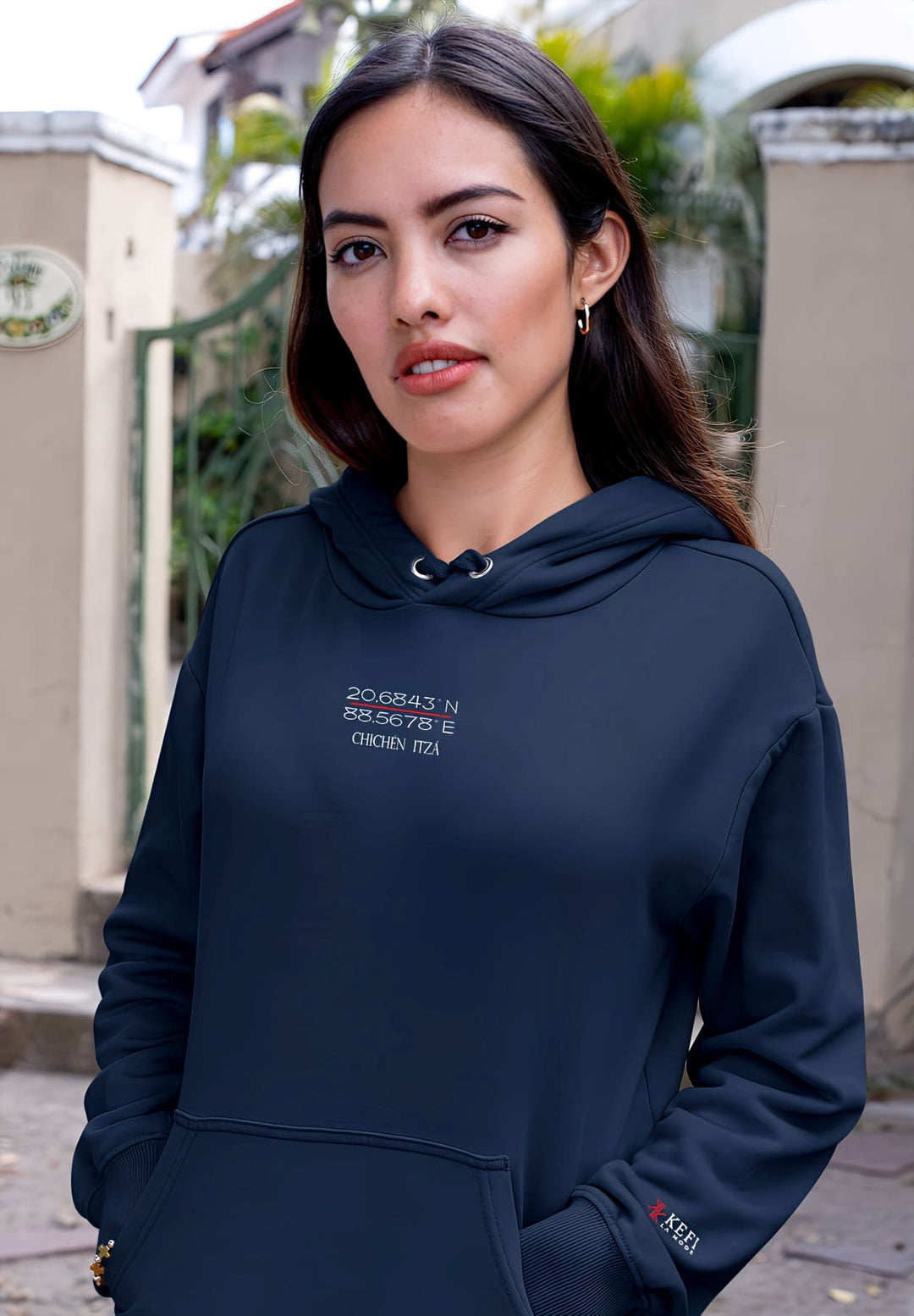 The navy blue hoodie she chose for the picture was more than just clothing; it was a statement, a memory, and a snapshot of her impeccable style.
